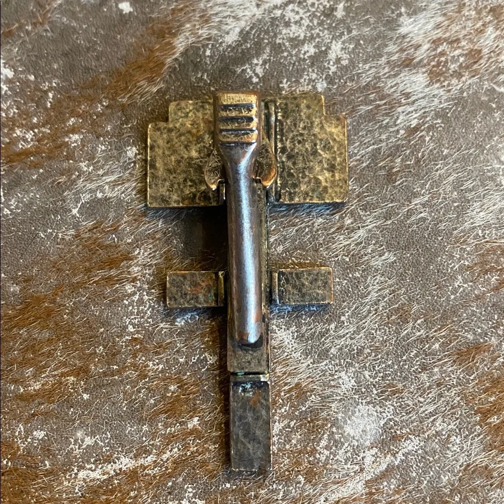 Bronze Crucifix with Motorist Prayer money clip